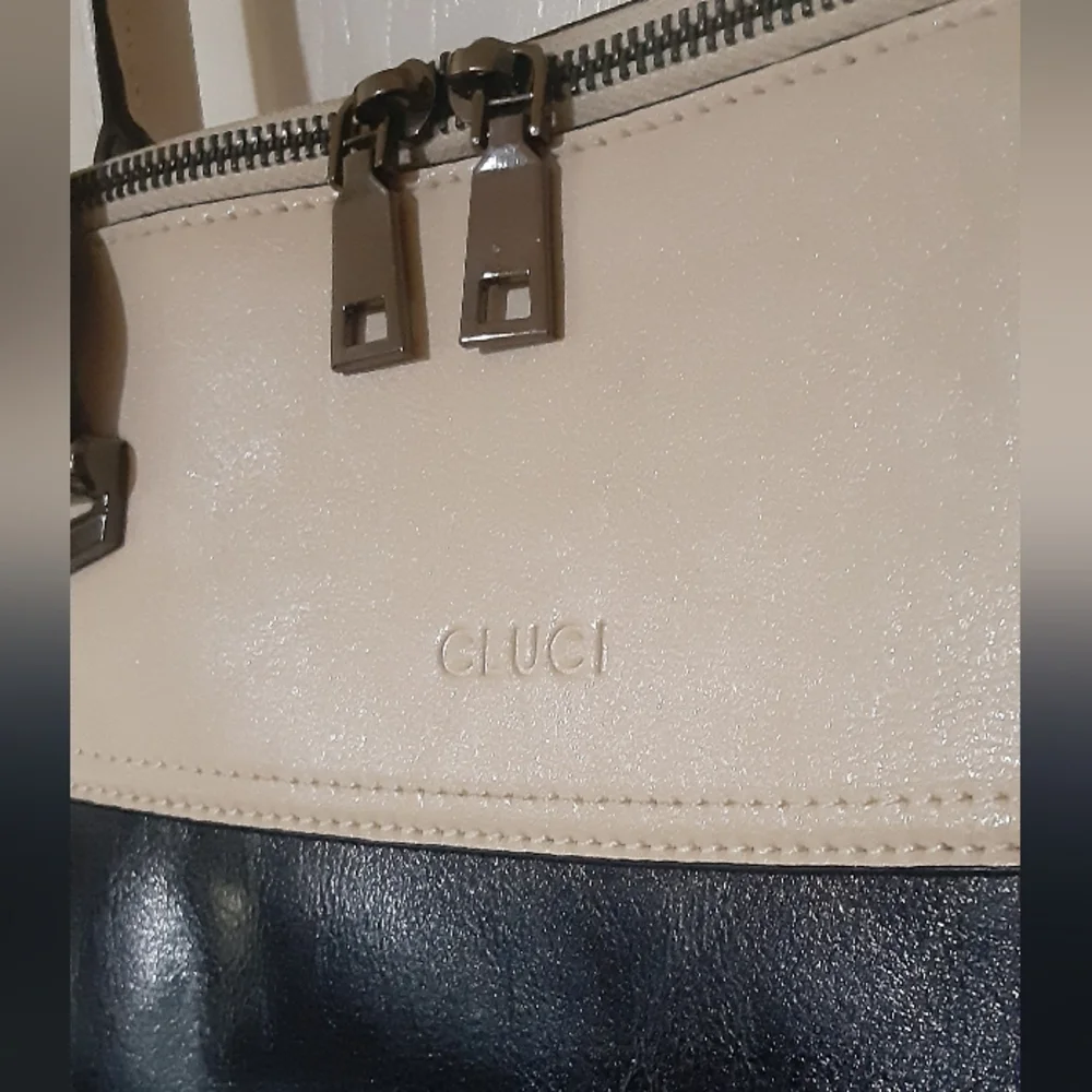 Cluci Navy and Cream Laptop Bag